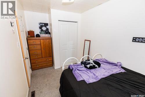 315 Atlantic Avenue, Kerrobert, SK - Indoor Photo Showing Bedroom