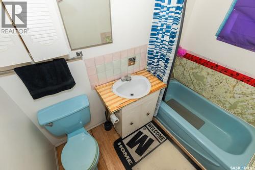 315 Atlantic Avenue, Kerrobert, SK - Indoor Photo Showing Bathroom