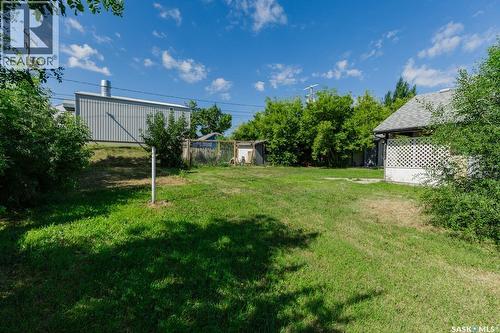 315 Atlantic Avenue, Kerrobert, SK - Outdoor