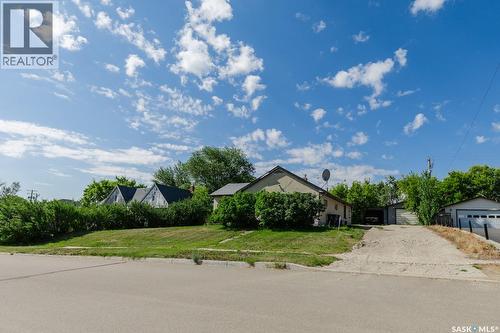 315 Atlantic Avenue, Kerrobert, SK - Outdoor