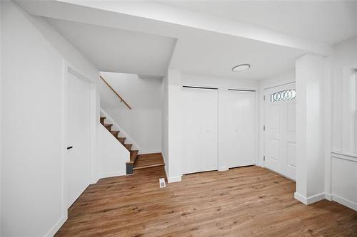 324 Yale Ave, Winnipeg, MB - Indoor Photo Showing Bathroom
