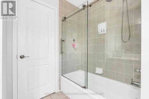 729 Turrell Crescent, Milton, ON - Indoor Photo Showing Bathroom