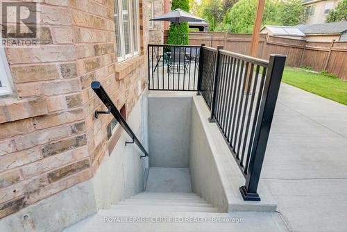 729 Turrell Crescent, Milton, ON - Outdoor With Exterior