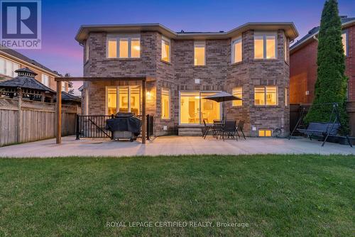 729 Turrell Crescent, Milton, ON - Outdoor