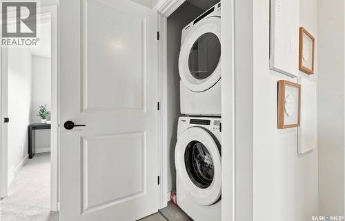 12 651 Dubois Crescent, Saskatoon, SK - Indoor Photo Showing Laundry Room