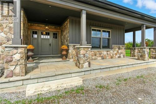437 6Th Concession Road E, Hamilton, ON 