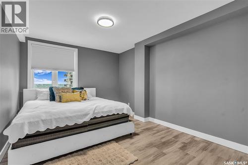 1606 320 5Th Avenue N, Saskatoon, SK - Indoor Photo Showing Bedroom