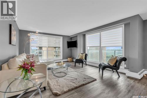 1606 320 5Th Avenue N, Saskatoon, SK - Indoor