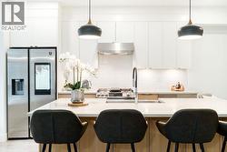 106 3503 GISLASON AVENUE  Coquitlam, BC V3E 0T1