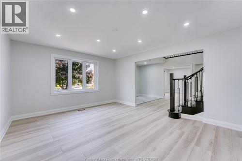 2350 Docherty Drive, Tecumseh, ON - Indoor Photo Showing Other Room