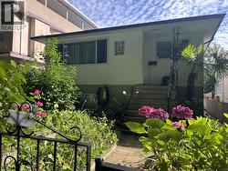 2665 WARD STREET  Vancouver, BC V5R 4S7