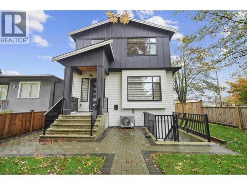 2995 E 17Th Avenue, Vancouver, BC - Outdoor