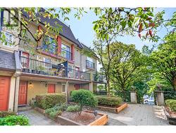 10 1561 BOOTH AVENUE  Coquitlam, BC V3K 6Z9