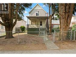 2673 PANDORA STREET  Vancouver, BC V5K 1V9