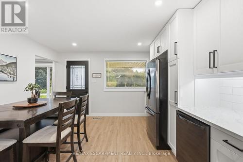 10 Taylor Crescent, Hamilton, ON - Indoor Photo Showing Dining Room