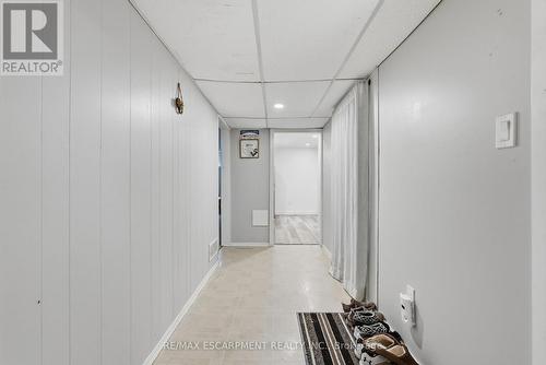 10 Taylor Crescent, Hamilton, ON -  Photo Showing Other Room