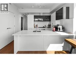 1001 108 E 1ST AVENUE Vancouver, BC V5T 0E4