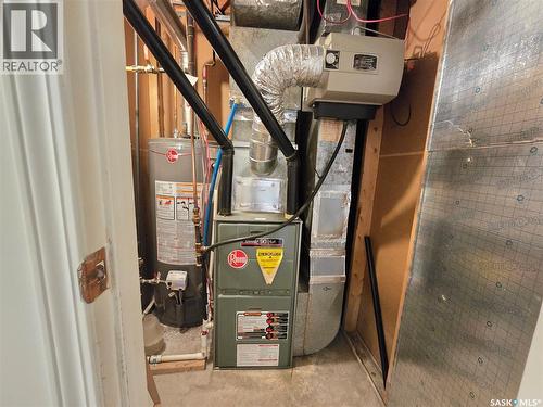 442 Douglas Crescent, Saskatoon, SK - Indoor Photo Showing Basement
