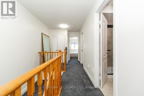 44 Tincomb Crescent, Whitby, ON 