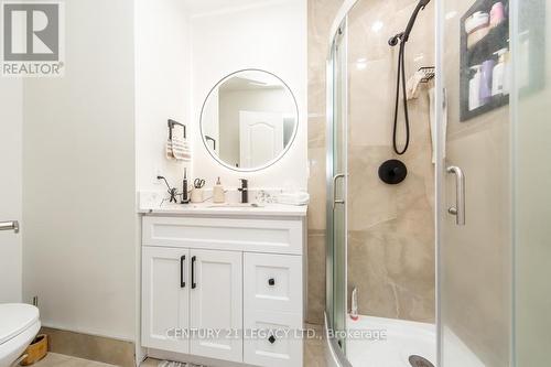44 Tincomb Crescent, Whitby, ON 