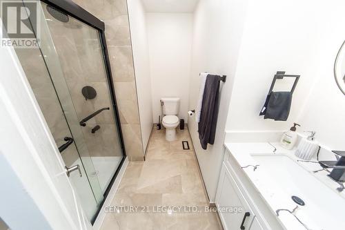 44 Tincomb Crescent, Whitby, ON 