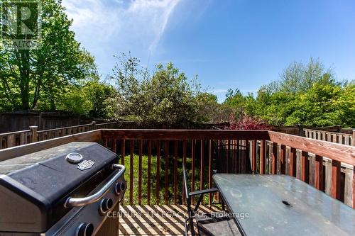 44 Tincomb Crescent, Whitby, ON 