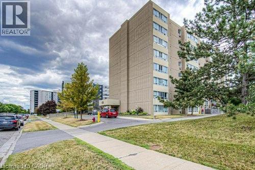 65 Highland Crescent Unit# 204, Kitchener, ON - Outdoor