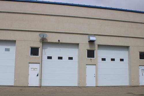 203 & 204, 79 Boulder Blvd., Stony Plain, AB 