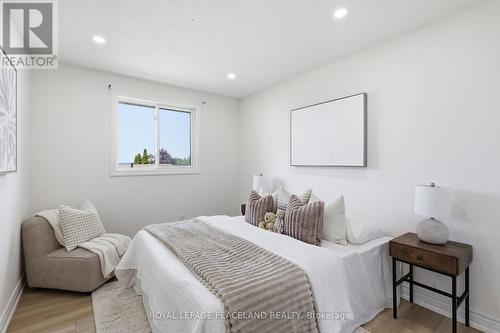 1263 Cherrydown Drive, Oshawa, ON - Indoor Photo Showing Bedroom