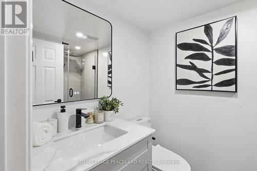 1263 Cherrydown Drive, Oshawa, ON - Indoor Photo Showing Bathroom