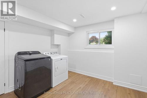 1263 Cherrydown Drive, Oshawa, ON - Indoor Photo Showing Laundry Room