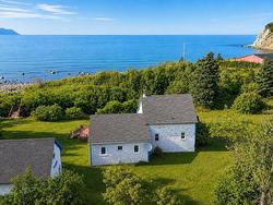 1251 White Point Rd Smelt Brook, NS B0C 1G0