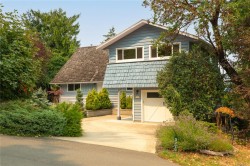 3279 Blueback Dr Nanoose Bay, BC V9P 9J1
