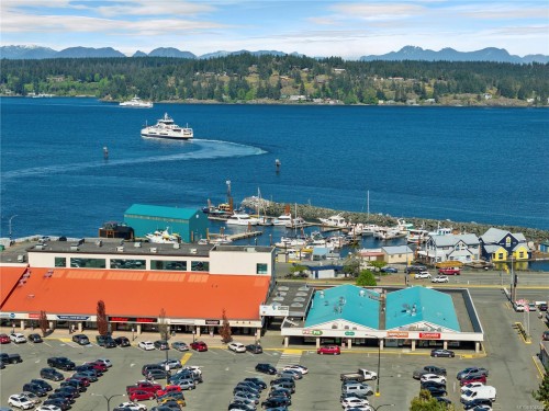 1019 Shoppers Row, Campbell River, BC 