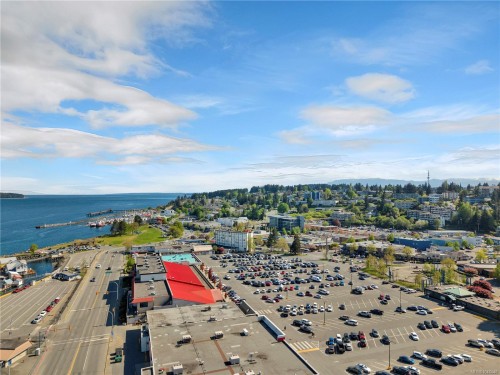 1019 Shoppers Row, Campbell River, BC 