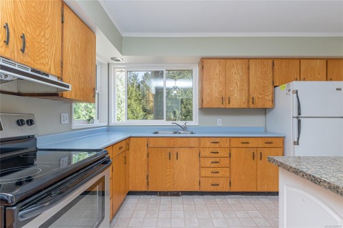 2789 Vanappelen Rd, Nanaimo, BC 