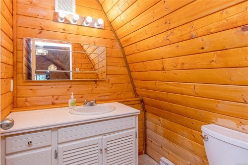 2789 Vanappelen Rd, Nanaimo, BC 