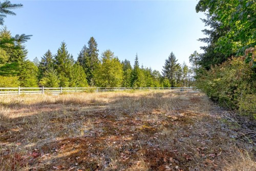 2789 Vanappelen Rd, Nanaimo, BC 