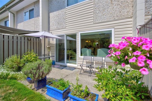 #105-1537 Noel Ave, Comox, BC 