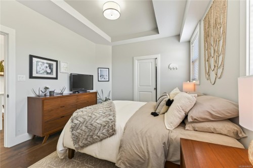 5797 Linyard Rd, Nanaimo, BC - Indoor Photo Showing Bedroom
