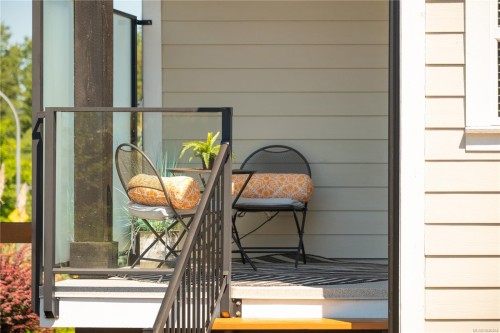 5797 Linyard Rd, Nanaimo, BC - Outdoor With Exterior