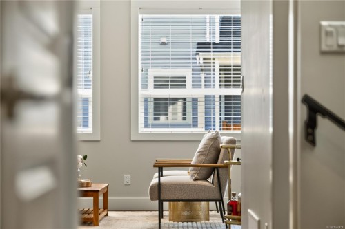5797 Linyard Rd, Nanaimo, BC - Indoor Photo Showing Other Room