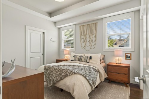 5797 Linyard Rd, Nanaimo, BC - Indoor Photo Showing Bedroom