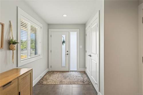 5797 Linyard Rd, Nanaimo, BC - Indoor Photo Showing Other Room