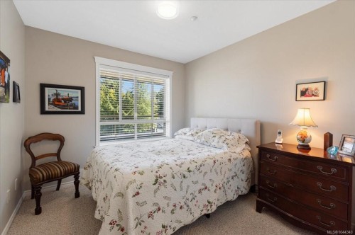 #307-6738 Dickinson Rd, Nanaimo, BC - Indoor Photo Showing Bedroom