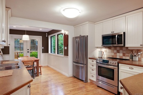 2138 Left Rd, Courtenay, BC 