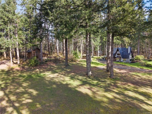 2138 Left Rd, Courtenay, BC 