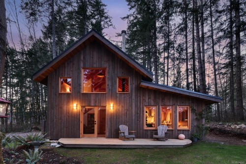 2138 Left Rd, Courtenay, BC 