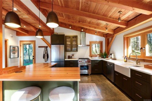 2138 Left Rd, Courtenay, BC 