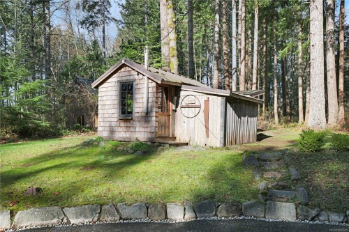 2138 Left Rd, Courtenay, BC 